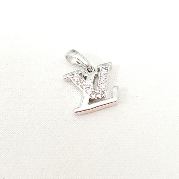 Silver Pendant - Picture 1 of 6